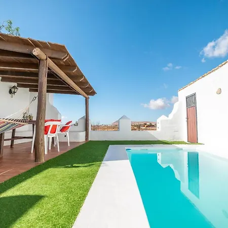Antigua Piscina Privada * Antigua (Fuerteventura)